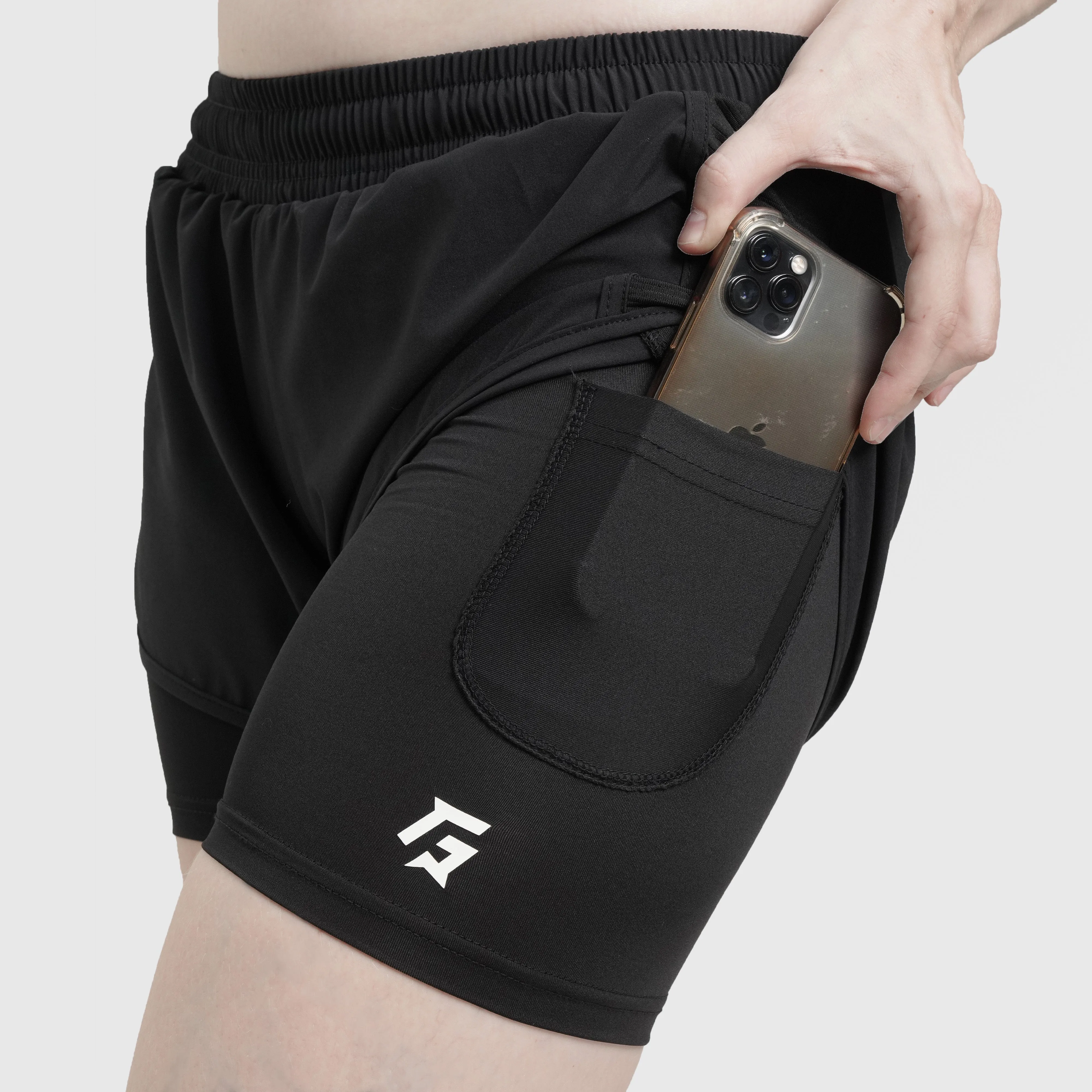 Rience Shorts (Black)