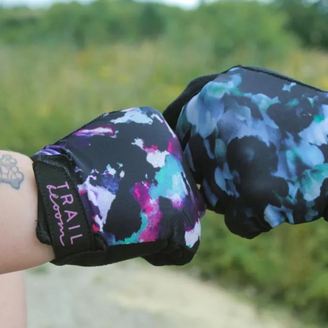 Swift Cycling Gloves - Ladies MTB Gloves - Cameo Print