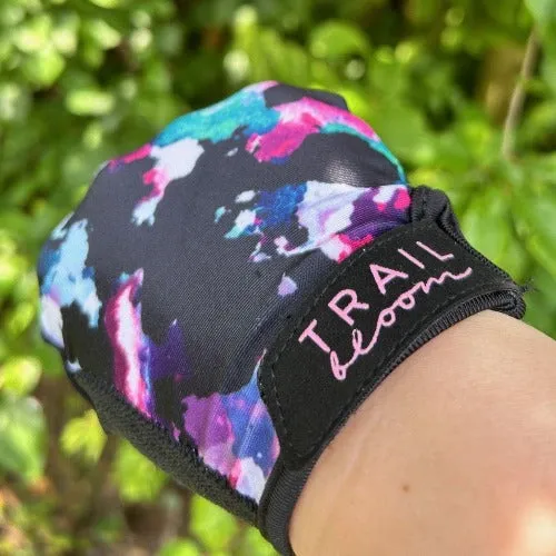 Swift Cycling Gloves - Ladies MTB Gloves - Cameo Print